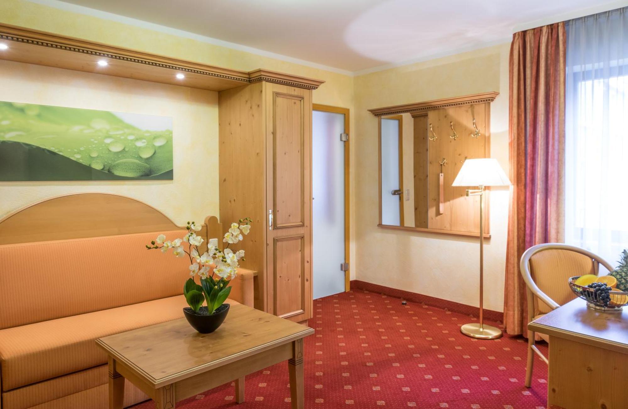 Hotel Holl Шонгау Экстерьер фото